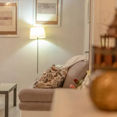 Apartamento Courtyard Nest *