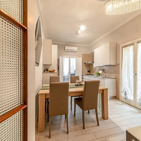 Apartamento Courtyard Nest Florencia